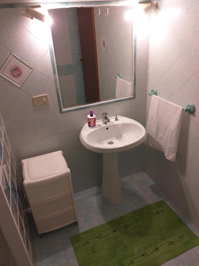 B&B Il Girasole Balestrate Exteriör bild